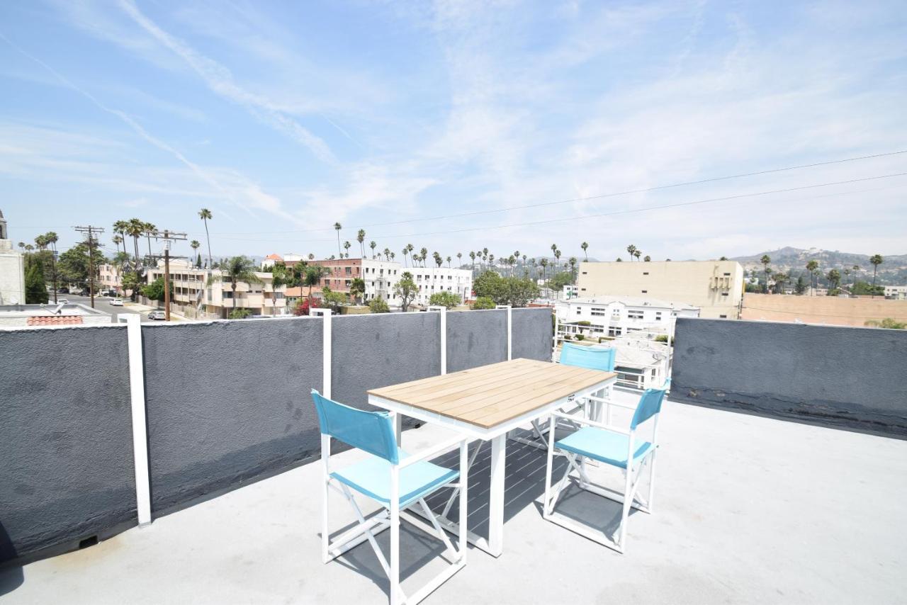 Hollywood Business Suites Los Angeles Exterior photo